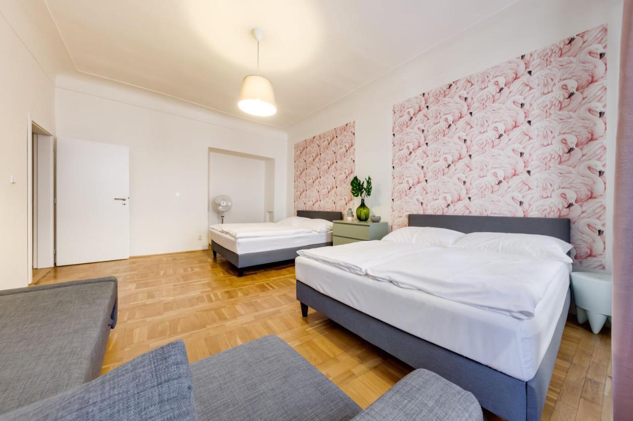 Curiosity Apartments Prag Exterior foto